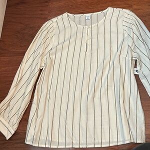 Old navy blouse